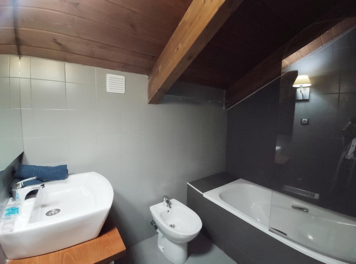Apartamento Montes De Villanúa Eksteriør billede