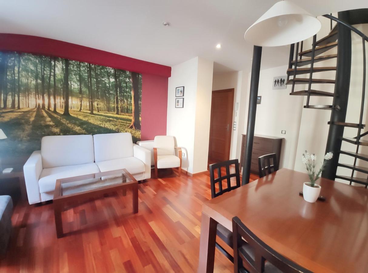 Apartamento Montes De Villanúa Eksteriør billede